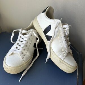Veja Campo Tennis Shoes Size EU 37 Black & White